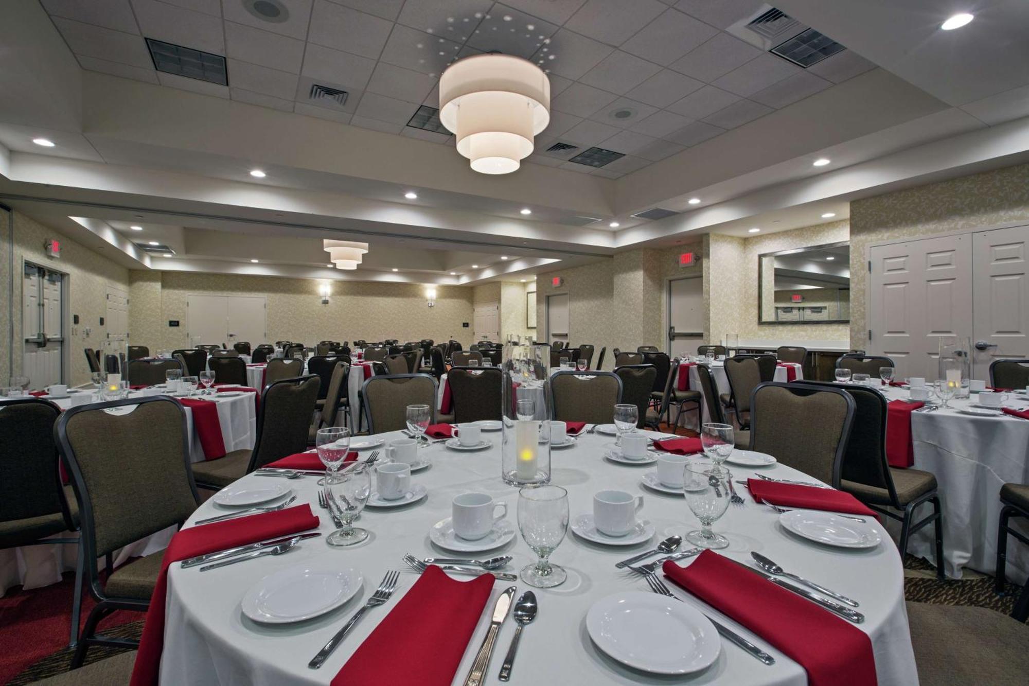 Hilton Garden Inn Lincoln Downtown/Haymarket Екстериор снимка